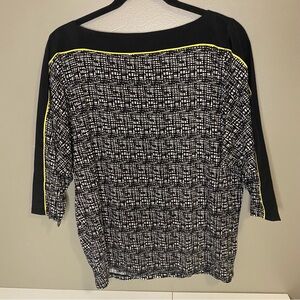 Ann Taylor Black and White Printed Blouse with Neon Yellow Trim Size Medium